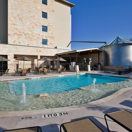 Holiday Inn San Antonio Northwest- Seaworld Area By Ihg Dış mekan fotoğraf