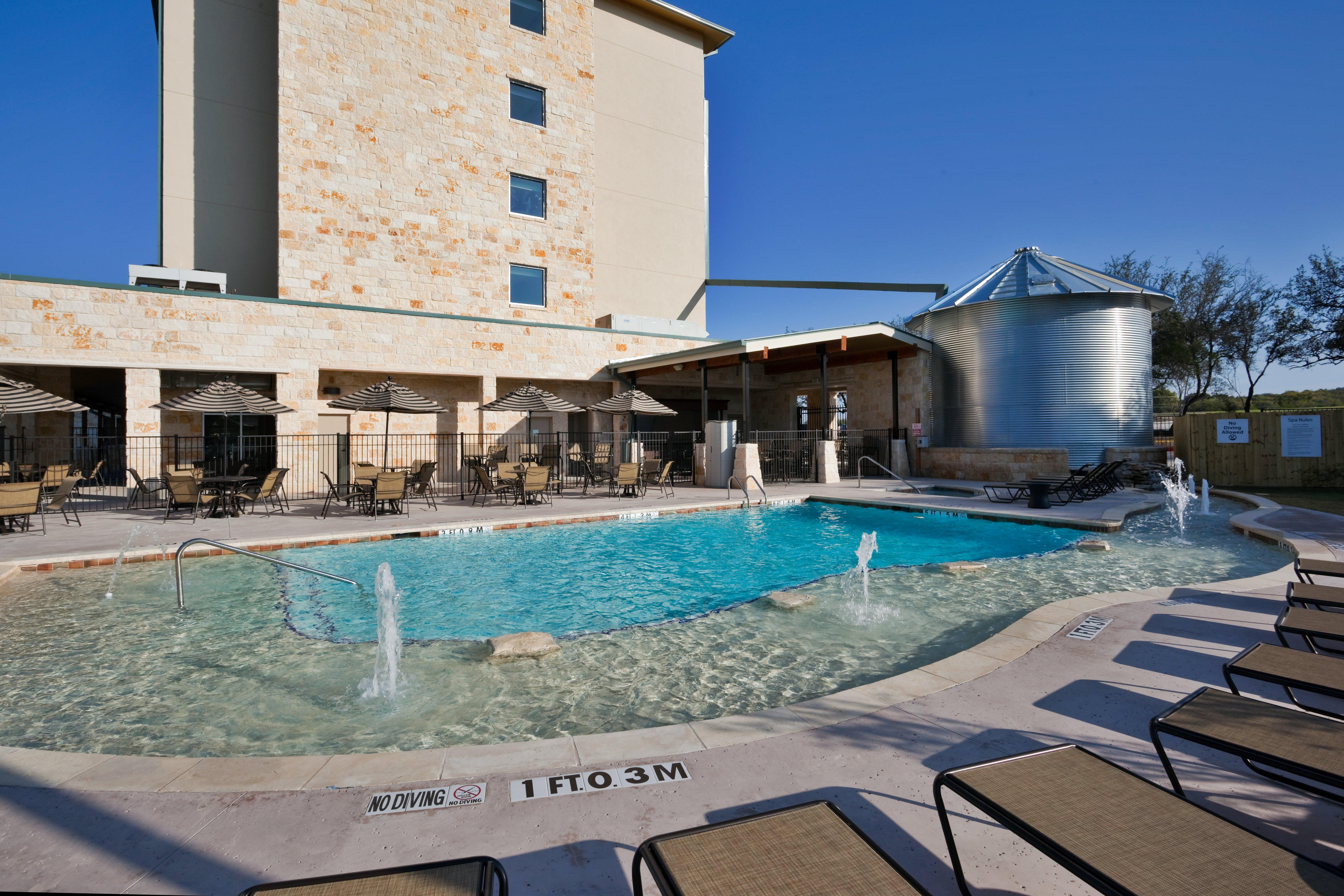 Holiday Inn San Antonio Northwest- Seaworld Area By Ihg Dış mekan fotoğraf