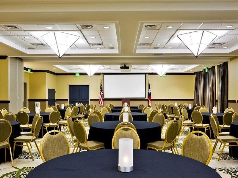 Holiday Inn San Antonio Northwest- Seaworld Area By Ihg Dış mekan fotoğraf